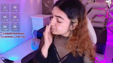    online show from December 5, 8:21 pm