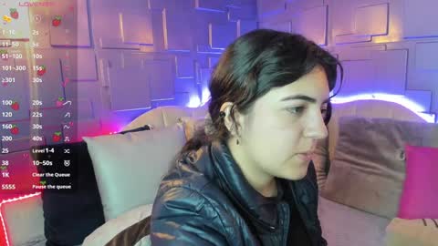    online show from January 4, 6:51 pm