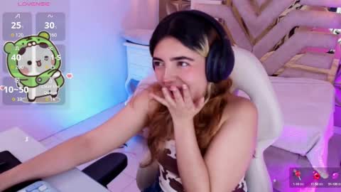 Snapshot of meraki_fraise chatting on October 4, 10:14 pm    online show from October 4, 10:14 pm