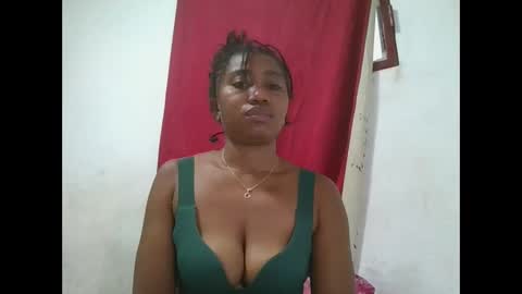 meraldaaaa online show from October 1, 5:56 am