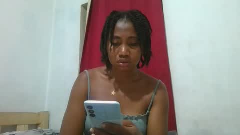 meraldaaaa online show from October 30, 6:05 am