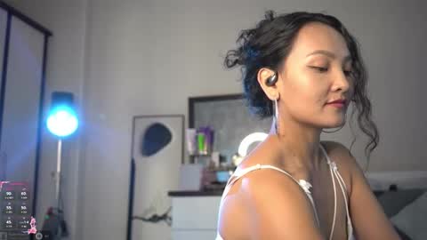 Next show on 03 Dec online show from October 23, 10:43 am