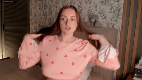 Mia online show from January 10, 4:33 am