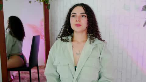 Merida Bell online show from October 1, 11:42 pm