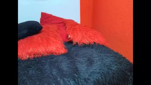 Merlina online show from November 14, 5:35 pm