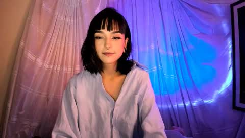 Snapshot of merlynn_ chatting on February 6, 8:39 am Diane 3 online show from February 6, 8:39 am