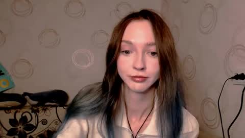 mermaidvibestides online show from November 4, 10:26 pm