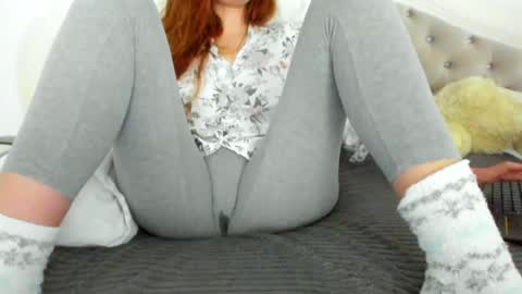 Mary online show from December 17, 2:22 pm