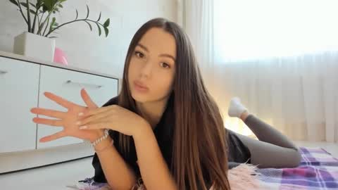 meryfoxxx online show from February 16, 12:43 pm