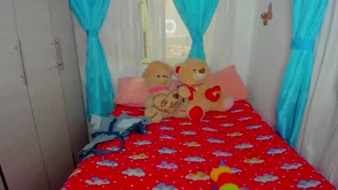 Snapshot of metisha_suhi chatting on January 20, 6:10 pm metisha_suhi online show from January 20, 6:10 pm