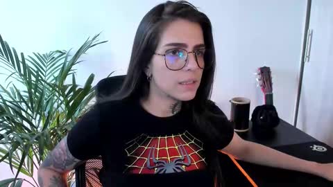 Snapshot of meurief chatting on October 30, 6:20 pm Meurif online show from October 30, 6:20 pm