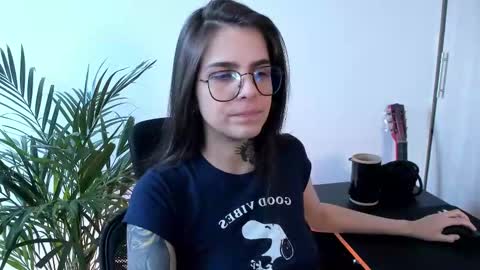 Snapshot of meurief chatting on October 23, 3:07 pm Meurif online show from October 23, 3:07 pm