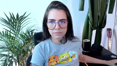 Snapshot of meurief chatting on September 20, 7:01 pm Meurif online show from September 20, 7:01 pm