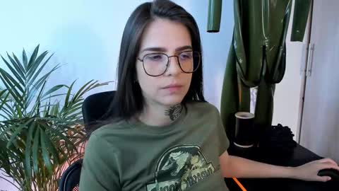 Snapshot of meurief chatting on October 10, 2:33 pm Meurif online show from October 10, 2:33 pm