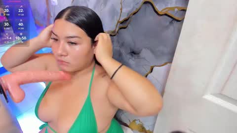 mey velvet online show from October 22, 11:15 am