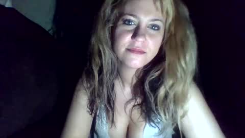 mezzy69 online show from January 19, 9:27 am