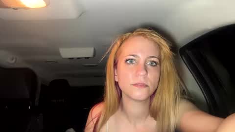 Snapshot of mezzy69 chatting on February 20, 9:22 am mezzy69 online show from February 20, 9:22 am