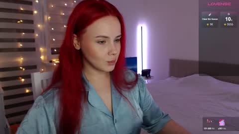 Snapshot of mi_cherry chatting on January 15, 11:08 pm Alice online show from January 15, 11:08 pm