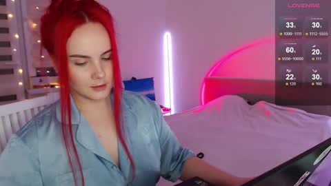 Snapshot of mi_cherry chatting on January 23, 10:22 pm Alice online show from January 23, 10:22 pm