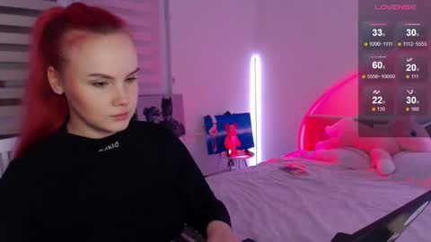 Snapshot of mi_cherry chatting on February 20, 6:13 pm Alice online show from February 20, 6:13 pm