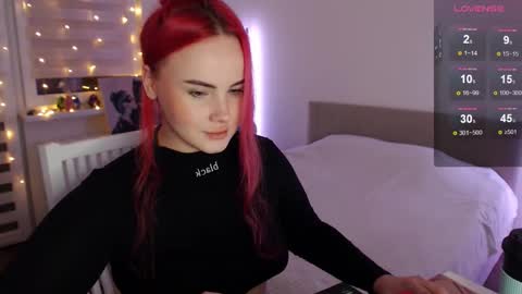 Snapshot of mi_cherry chatting on December 27, 11:31 pm Alice online show from December 27, 11:31 pm