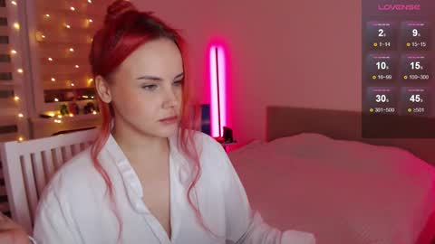 Snapshot of mi_cherry chatting on January 10, 6:38 pm Alice online show from January 10, 6:38 pm