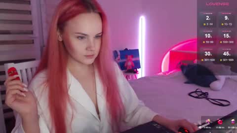Snapshot of mi_cherry chatting on March 3, 6:53 pm Alice online show from March 3, 6:53 pm
