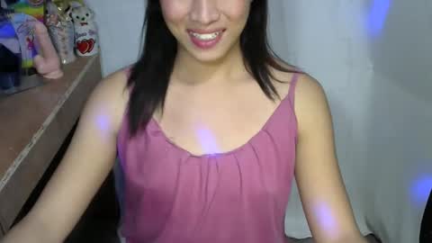 Snapshot of mia0113 chatting on September 8, 2:27 pm Mia online show from September 8, 2:27 pm