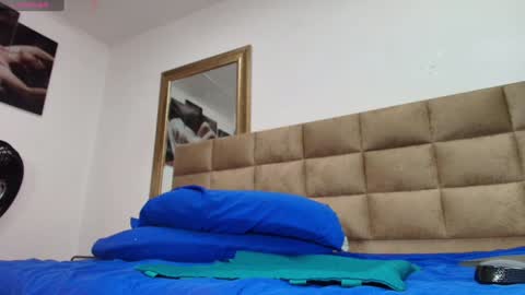 Emi online show from January 22, 7:13 pm