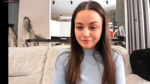 Snapshot of mia___mur chatting on March 4, 7:19 am Mia online show from March 4, 7:19 am