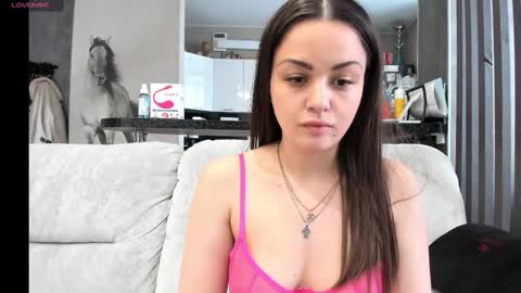 Snapshot of mia___mur chatting on March 7, 4:24 am Mia online show from March 7, 4:24 am