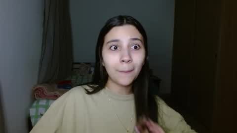 Mia online show from October 17, 1:31 am