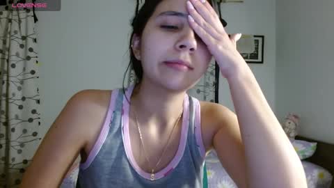 Mia online show from January 27, 5:03 am