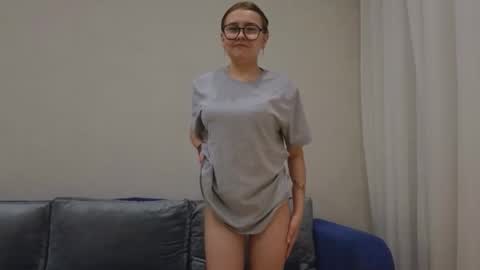 mia_baee online show from November 23, 3:25 pm