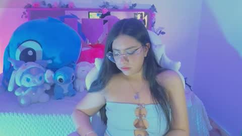 mia_bnnyy online show from September 29, 8:36 pm