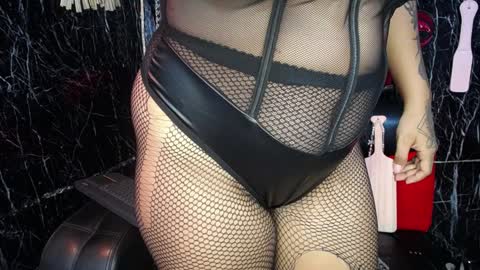 Snapshot of mia_boobs_19 chatting on January 19, 1:53 am mia Independent model Thanks to everyone for your support online show from January 19, 1:53 am