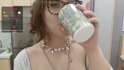 Snapshot of mia_boone chatting on January 9, 9:16 pm mia_boone online show from January 9, 9:16 pm