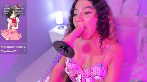 mia online show from September 17, 11:52 am