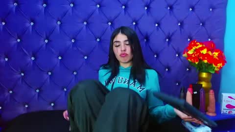 mia_charlothe online show from January 22, 3:09 am