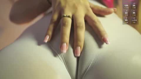 Anna online show from December 13, 7:53 pm