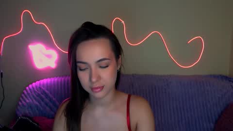 Snapshot of mia_cutie77 chatting on October 20, 9:23 am mia_cutie77 online show from October 20, 9:23 am