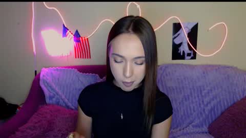 Snapshot of mia_cutie77 chatting on September 19, 10:36 am mia_cutie77 online show from September 19, 10:36 am