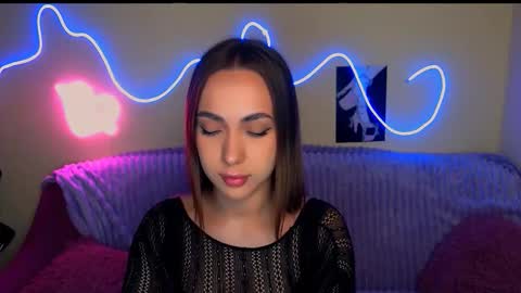 Snapshot of mia_cutie77 chatting on October 7, 9:03 am mia_cutie77 online show from October 7, 9:03 am