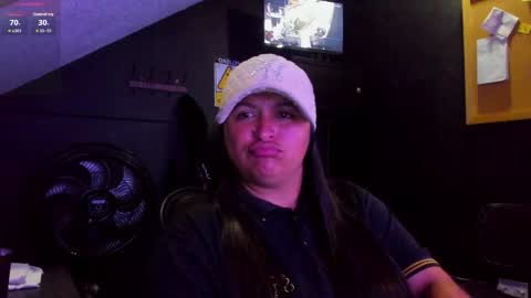 Snapshot of mia_daniela_ chatting on October 21, 2:48 am Mia daniela online show from October 21, 2:48 am