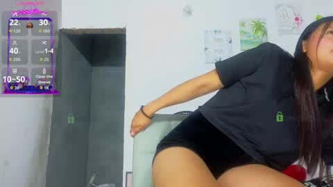 Mia online show from September 16, 10:18 pm