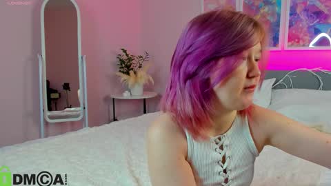 Snapshot of mia_ferd chatting on September 22, 2:43 am Mia online show from September 22, 2:43 am