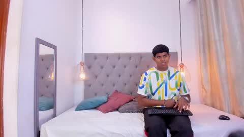 mia_flowers69 online show from September 8, 7:24 pm