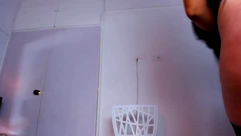 Snapshot of mia_garcia2 chatting on February 20, 9:42 pm MIA online show from February 20, 9:42 pm
