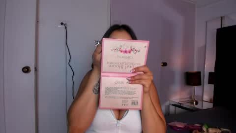 Snapshot of mia_garcia2 chatting on February 15, 8:56 pm MIA online show from February 15, 8:56 pm