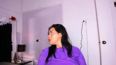 Snapshot of mia_garcia2 chatting on December 16, 9:09 pm MIA online show from December 16, 9:09 pm